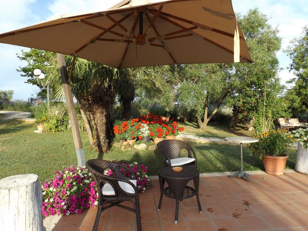 Agriturismo San Giacomo Питиляно Стая снимка